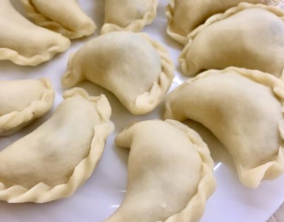 Вареники з картоплею та грибами (заварне тісто)